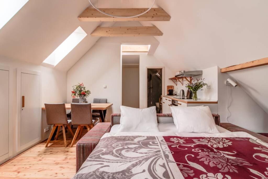 Ski, Hike & Bike Apartman Rokytnice Nad Jizerou Exterior photo